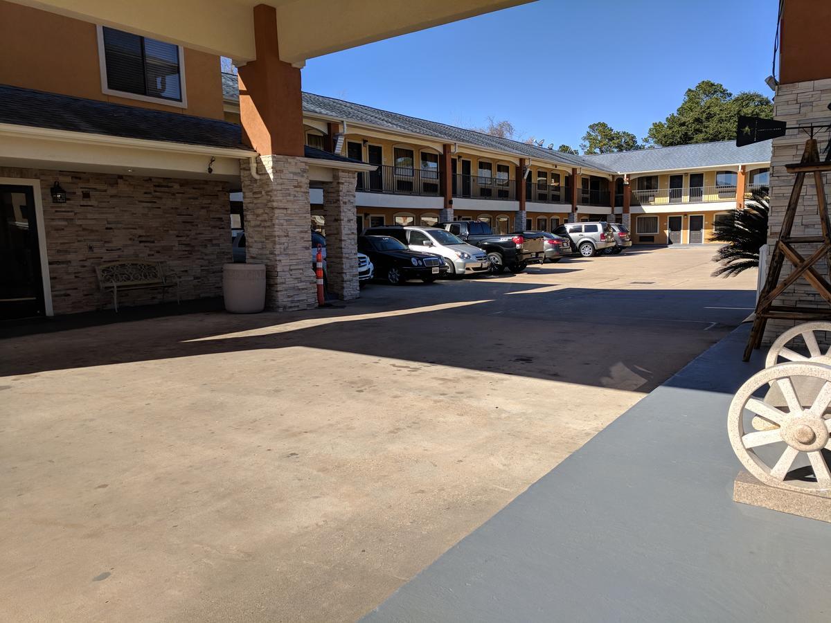 Super 8 By Wyndham Houston/Willowbrook Hwy 249 Eksteriør billede